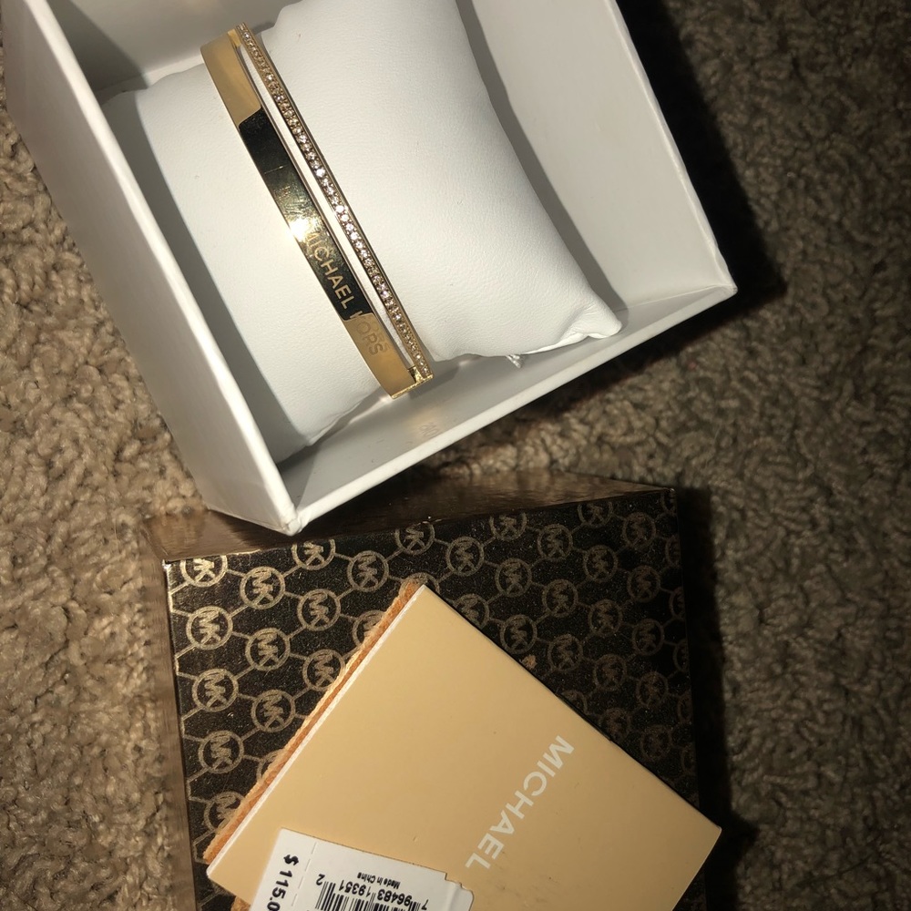 michael kors authentic snap bracelet